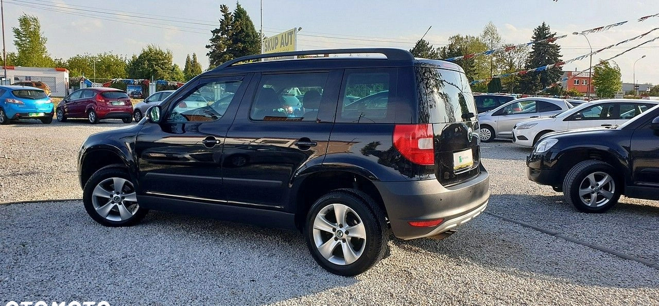 Skoda Yeti cena 25800 przebieg: 238000, rok produkcji 2010 z Zgorzelec małe 529